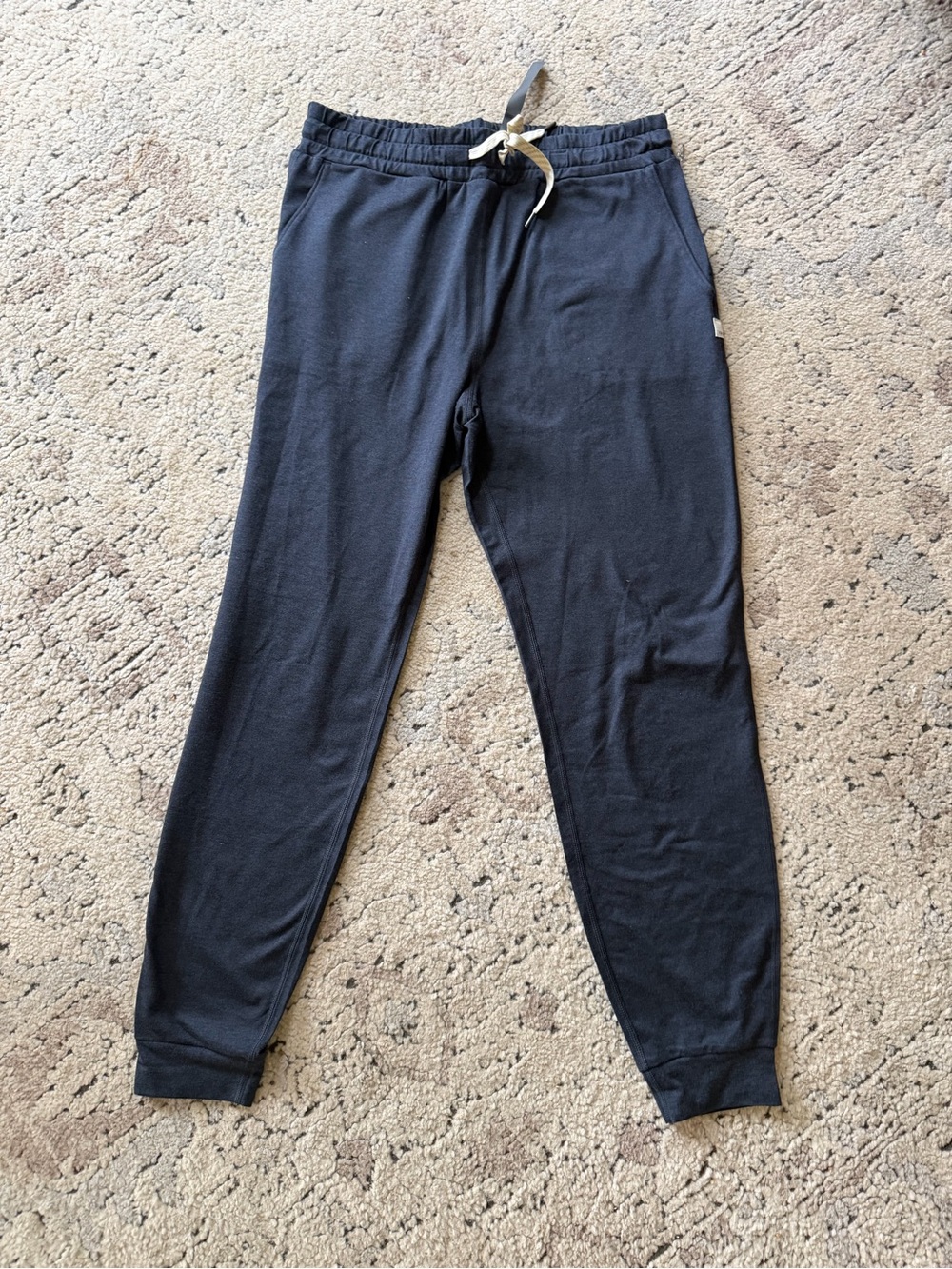 Vuori Black Women's Jogger Track Pants
